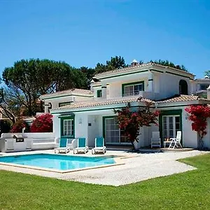 https://four-seasons-fairways.hotelaalgarve.com